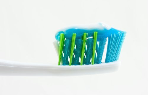 Toothbrush & Oral Care